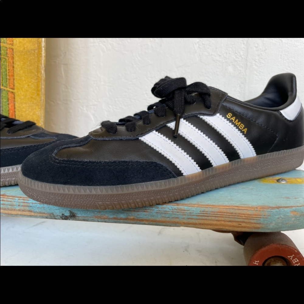 Adidas Samba Mens size 8 1/2, UK 8, FR 42 black